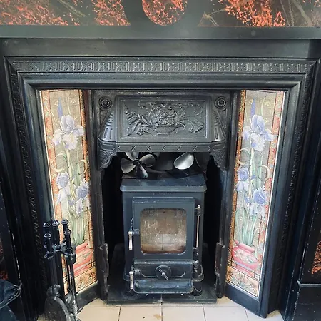 Characterful Victorian Terrace With Parking 10 Min Walk To The * York