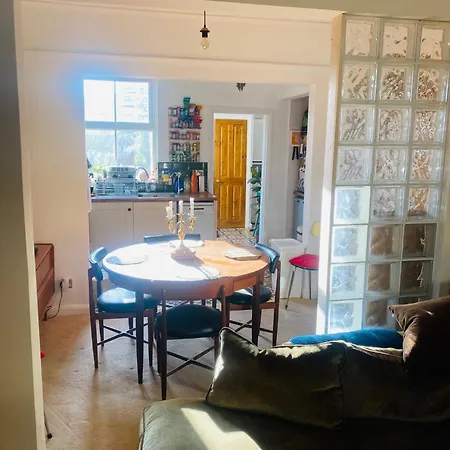 Characterful Victorian Terrace With Parking 10 Min Walk To The York